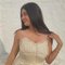 Prachi Indian Model - puta in Dubai Photo 3 of 5