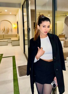 Prachi 🦋Verma Vip Independent Model - escort in Dubai Photo 1 of 5