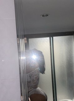 Prada - Masajista in Hua Hin Photo 2 of 7