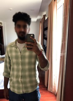 Pradeep 07 - Acompañantes masculino in Bangalore Photo 2 of 2