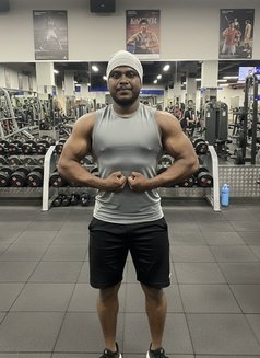 Pradeep - Male escort in Chennai Photo 6 of 7