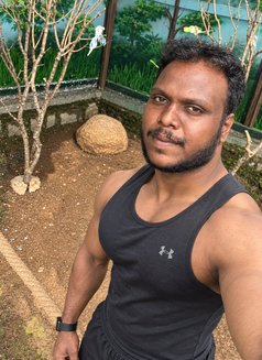 Pradeep - Acompañantes masculino in Chennai Photo 7 of 8