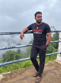 Pradeep - Acompañantes masculino in Chennai Photo 8 of 8