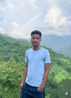 Pradeep Real One - masseur in New Delhi Photo 1 of 1