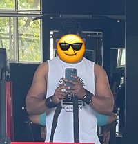 Pradeep - Acompañantes masculino in Colombo