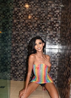 Praewthida - masseuse in Pattaya Photo 3 of 7