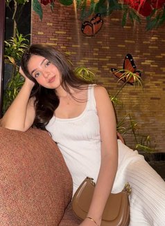 Pragati Joshi - escort in New Delhi Photo 2 of 3