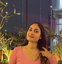 Pragati Joshi - puta in Surat