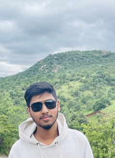 Praju - Male escort in Bangalore Photo 5 of 13