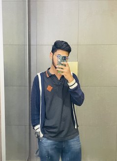 Praju - Male escort in Bangalore Photo 6 of 13
