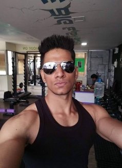 Prajwal - Acompañantes masculino in Mumbai Photo 5 of 6