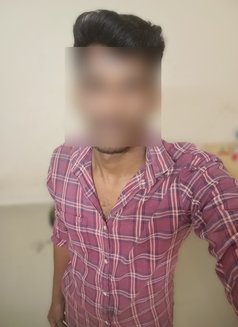 Prakash - Male escort in Chennai Photo 2 of 4