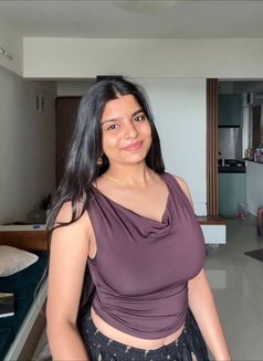 Anushka - escort in Hyderabad Photo 1 of 3
