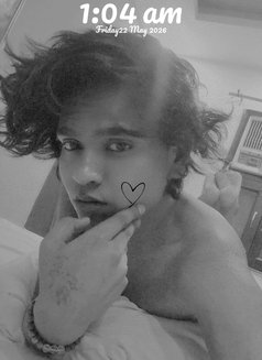 Pran Sharma - Male escort in New Delhi Photo 2 of 4