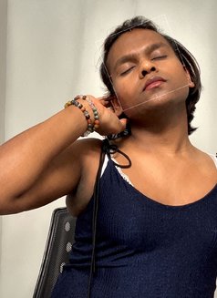 Pran Sharma - Male escort in New Delhi Photo 3 of 6