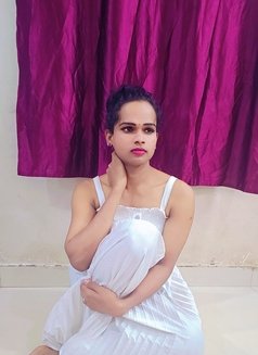 Pranavi shemale - Transsexual escort in Hyderabad Photo 1 of 2