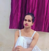 Pranavi shemale - Transsexual escort in Hyderabad Photo 2 of 3