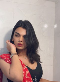Kushi singh Shemale Escort Bangalore - Transsexual escort in Bangalore Photo 2 of 3