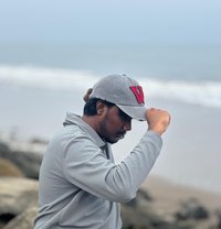 Praneeth - Intérprete masculino de adultos in Hyderabad