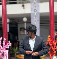 Praneeth - Intérprete masculino de adultos in Hyderabad