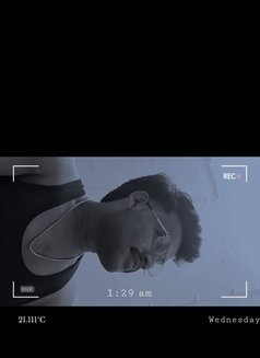 Praniiii - Male escort in New Delhi Photo 2 of 4