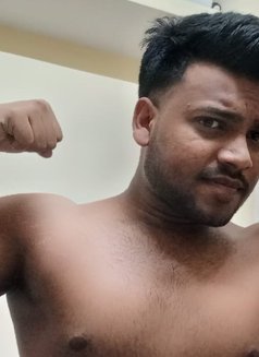 Praniiii - Male escort in New Delhi Photo 3 of 4