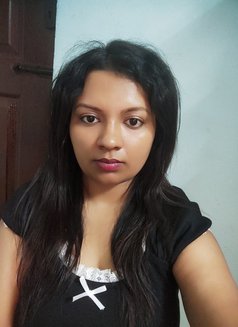 Pranika Tamil Independent Girl - adult performer in Chennai Photo 2 of 3