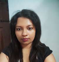 Pranika Tamil Independent Girl - Intérprete de adultos in Chennai