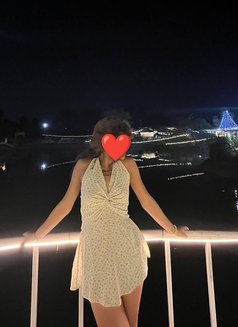 Pranisha Shakya - puta in Kathmandu Photo 2 of 2
