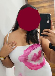 Pranti Singh 22+ College Girl - escort in New Delhi Photo 3 of 5
