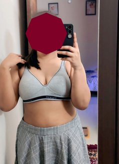 Pranti Singh 22+ College Girl - escort in New Delhi Photo 5 of 5