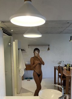 Prao - Transsexual escort in Phuket Photo 6 of 8