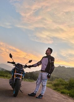 Prasad - Male escort in Hyderabad Photo 3 of 3