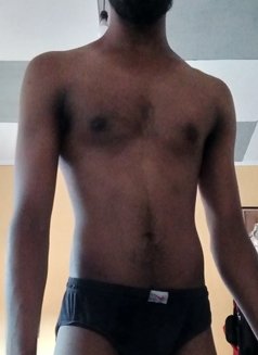Prasad for unsatisfied ladies - Male escort in Colombo Photo 2 of 13