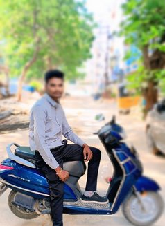Prashanth - Male escort in Hyderabad Photo 1 of 2