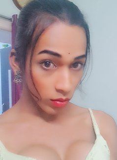 Prashanti Shemale - Transsexual escort in Hyderabad Photo 3 of 5