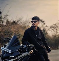 Prashuu - Male escort in Nagpur