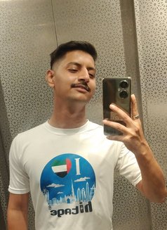 Pratik - Male escort in Dubai Photo 3 of 6
