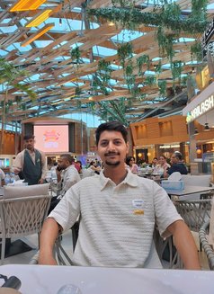 Pratik - Male escort in Dubai Photo 4 of 6