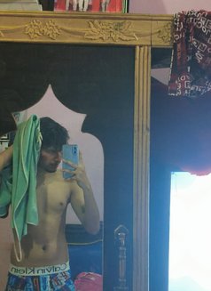 Pratik - Male escort in Mumbai Photo 2 of 5