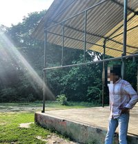 Pratyush - Acompañantes masculino in Lucknow
