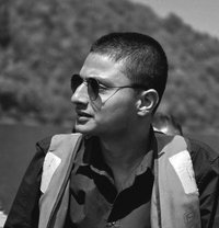 Pratyush - Acompañantes masculino in Lucknow