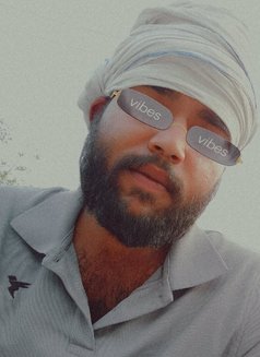 Praveen - Male escort in Noida Photo 9 of 9