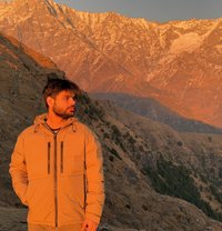 Praveen - Acompañantes masculino in Pune