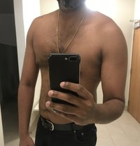 Praveen - Acompañantes masculino in Colombo