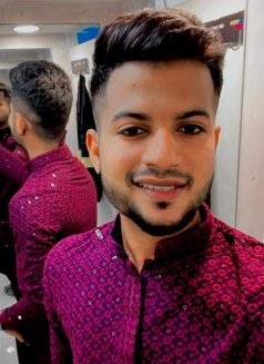 Praveenvarma - Male escort in Hyderabad Photo 2 of 7