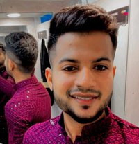 Praveenvarma - Acompañantes masculino in Hyderabad
