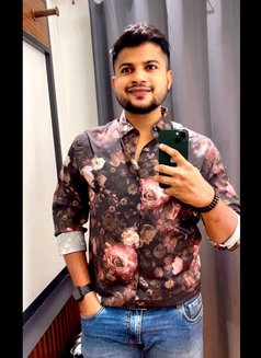 Praveenvarma - Male escort in Hyderabad Photo 6 of 7