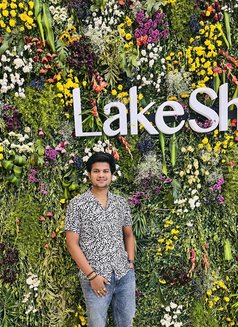 Praveenvarma - Acompañantes masculino in Hyderabad Photo 10 of 11