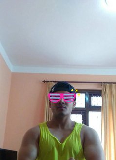 Prayag 28 - Acompañantes masculino in Kathmandu Photo 2 of 2